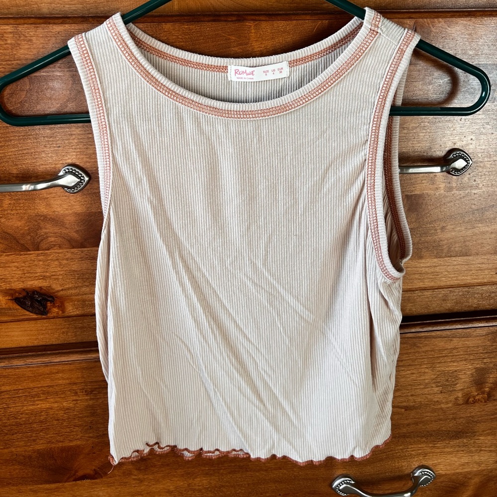 Romwe mid-length tank